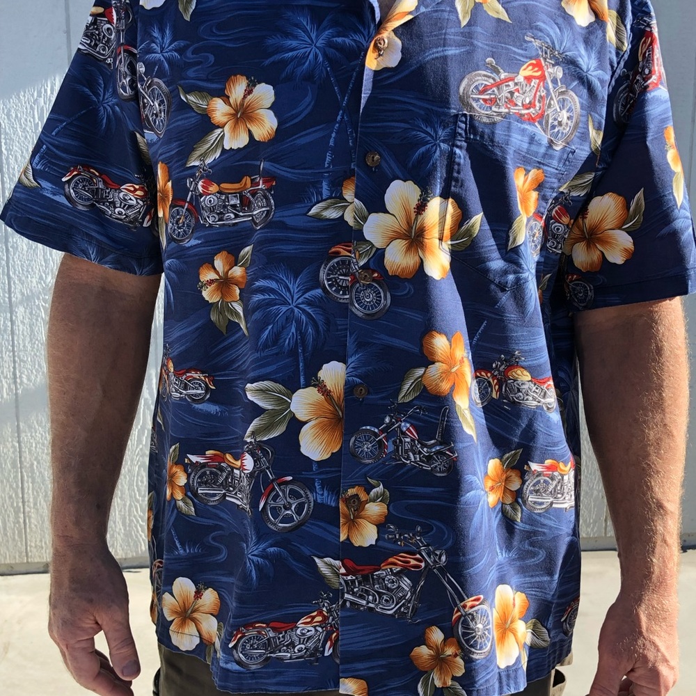 Pacific Legend Vintage Blue Hawaiian Button Down Shirt Unisex Medium